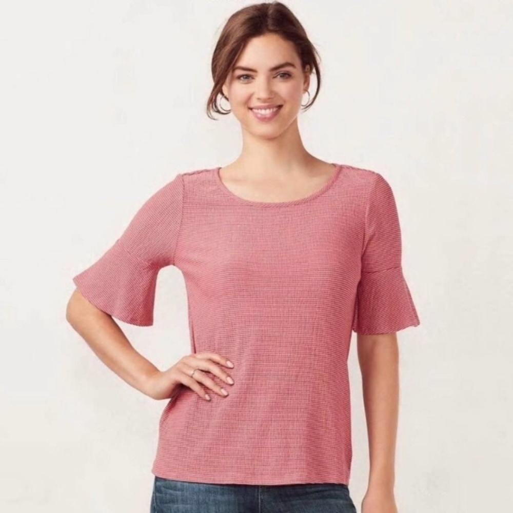 LC Lauren Conrad Textured Top in Pink / Red Size Medium